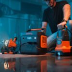 Jackery Explorer 2000 V2 Solar Generator + SolarSaga 500 X - Image 8