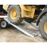 7' 6" L X 14' W Aluminum Car Trailer Ramps, Hook End, Stub Foot - 10,000 lb. Per Axle - Image 2