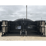 20ft Wrought Steel Garden Driveway Gate with Post - Image 12