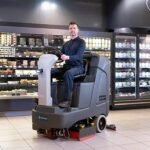 Advance SC4000 Rider Scrubber Commercial Floor Scrubber - Image 8