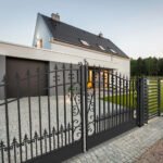 18'x6' Steel Dual Swing Driveway Gate, VENICE Style - Image 7
