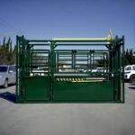 Cattle Work Chute Manual Headgate - Image 2