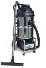 Numatic WVB750 & WVDB750 battery operated wet & dry vac - Image 2