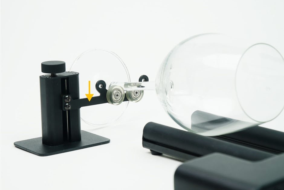 Rotary Module 2.0 For Beambox Pro – Engraves Cylindrical Items