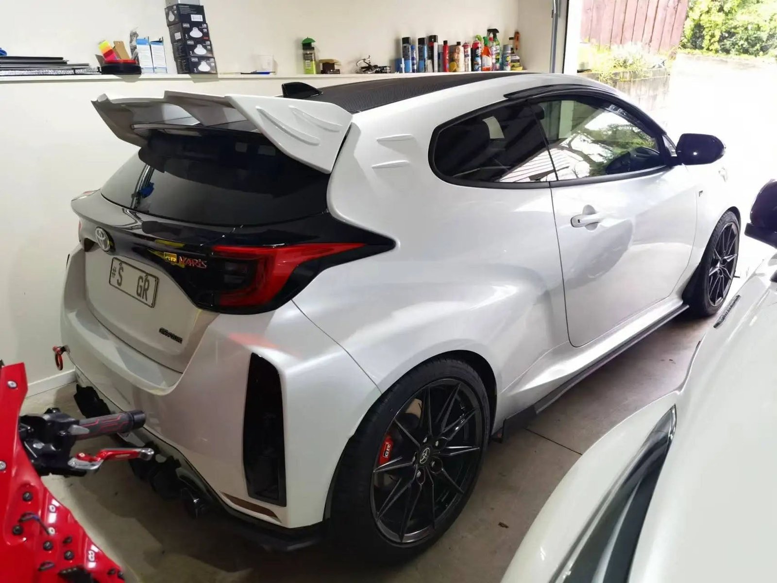 2_a867fc65-f73f-4bce-9eb9-7588c82c6214 Toyota GR Yaris (2020+) Carbon or Forged Carbon T-Style Roof Spoiler — Rally Legacy in Lightweight Form - Image 1