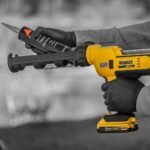 Dewalt Caulking Gun - 20V Lithium Ion - Image 2
