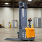 EKKO EB16EA Full Powered Straddle Stacker 4400 lb Cap., 216" Height - Image 2