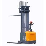 EKKO EB16EA Full Powered Straddle Stacker 4400 lb Cap., 216" Height - Image 4