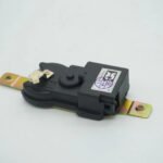 Right Front Door Central Lock Actuator Mitsubishi Pajero Montero 2 II 90-04 MB66