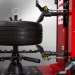 Rotary R1250 Leverless Pro Automatic Tire Changer - Image 12